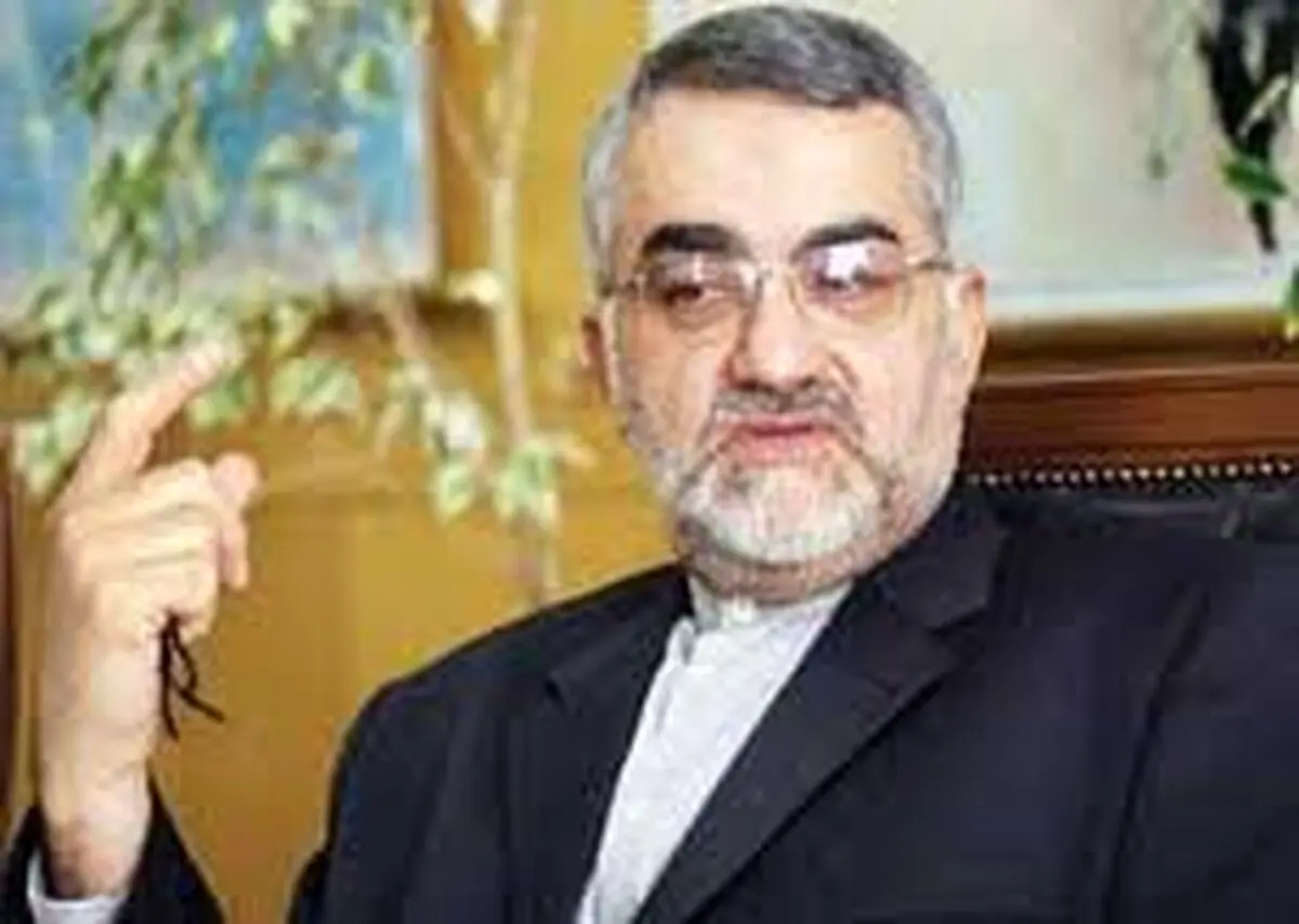 بروجردی: رئیس پارلمان فلسطین خبر از امکان ارسال کمک از مصر به غزه را داد