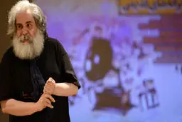 محمد رحمانیان: بهترین خواننده‌ها را در نمایش 