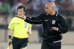 منصوریان: امیدوارم هواداران استقلال برای تشویق نفت به ورزشگاه بیایند