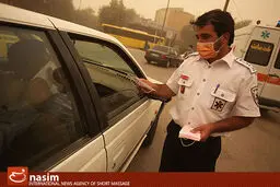 مدیر جمعیت هلال احمر زابل: تاکنون ۱۵ هزار ماسک بین مردم سیستان توزیع شده است