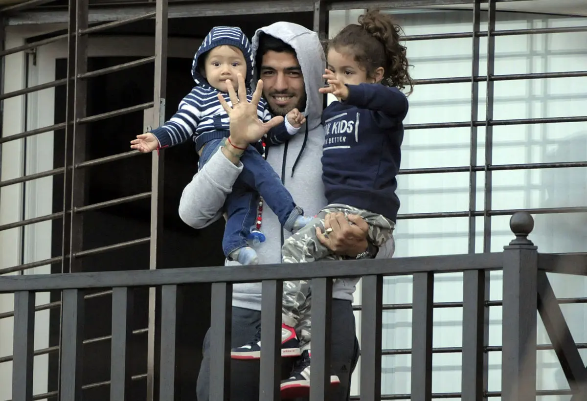 سایت گل: محرومیت "لوئیس سوارس" در رده باشگاهی لغو می‌شود