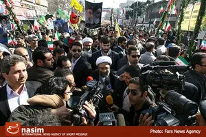 آیت‌الله آملی لاریجانی در راهپیمایی روز قدس حاضر شد