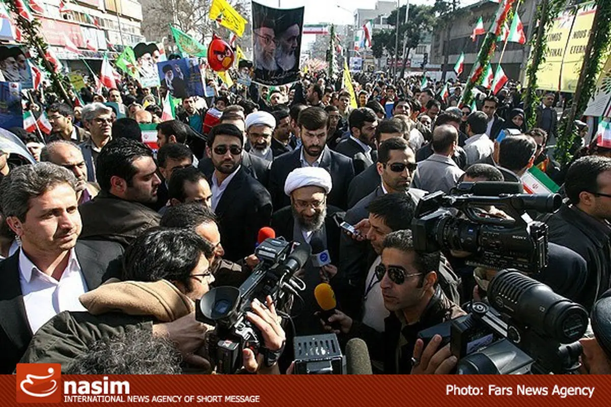 آیت‌الله آملی لاریجانی در راهپیمایی روز قدس حاضر شد