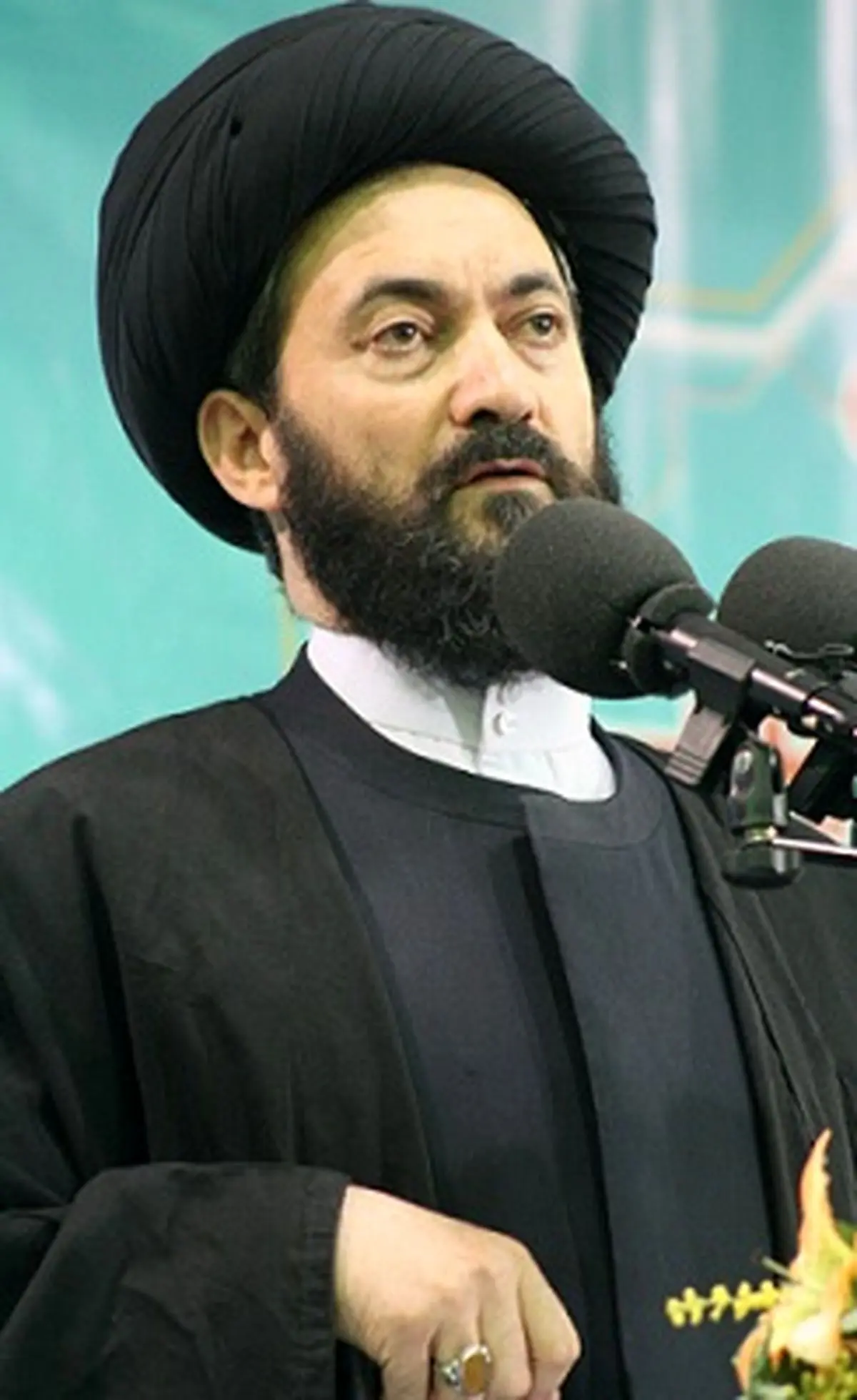 امام جمعه اردبیل: هدف اسرائیل قطع کردن امتداد نسل فلسطینی‌ها است