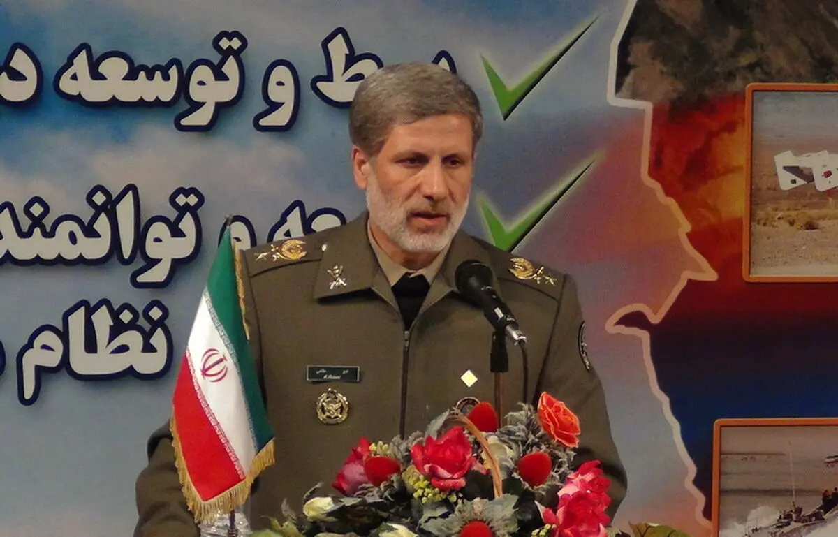 امیر حاتمی: وزارت دفاع با روحیه بسیجی، مستحکم و آماده به کار است