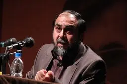 رحیم‌پور ازغدی:  غرب در صدد است تا بی‌حجابی و برهنگی را به یک قانون اجباری تبدیل کند