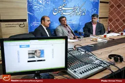 گزارش تصویری:: میزگرد 