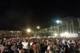 صدها صهیونیست‌ ساکن تل‌آویو شب گذشته در اعتراض به حملات غزه تظاهرات کردند
