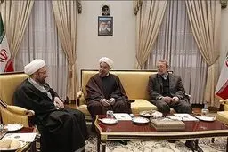 نشست روسای قوای مقننه، مجریه و قضائیه دقایقی پیش به میزبانی رئیس مجلس برگزار  شد