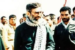 نقش حضرت آیت‌الله خامنه‌ای در ۳۰ ماه اول انقلاب مستند شد