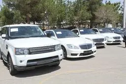اعضای باند خریداران خودروهای میلیاردی قاچاق در اصفهان دستگیر شدند