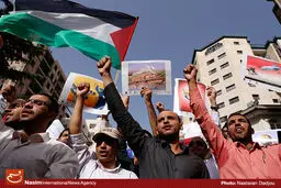 دانشجویان مقابل سفارت فلسطین تجمع کردند