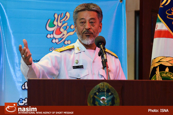 دریادار سیاری: قدرت نظامی ایران در دریا برای پاسخ سخت به تهدید دشمنان آماده است