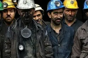 معاون وزیر تعاون: کارگران ساختمانی تا پایان سال ۹۳ بیمه می‌شوند