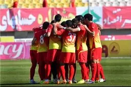 تم فوتبال فولاد با یک گل راه‌آهن را شکست داد