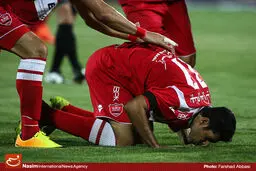 گزارش تصویری:: دیدار تیم‌های فوتبال پرسپولیس و ذوب‌آهن