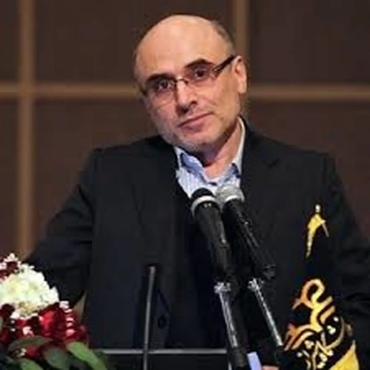 رئیس دانشگاه شیراز: قراردادهای پژوهشی تا پایان امسال به ۲۵ میلیارد تومان برسد