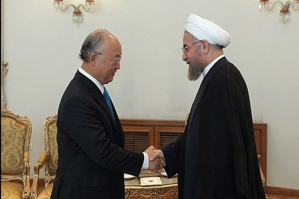 روحانی در دیدار با آمانو: توان موشکی ایران قابل مذاکره نیست