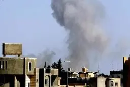 منابع محلی در لیبی از پرواز یک جنگنده ناشناس بر فراز پایتخت این کشور خبر دادند