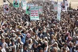 ده‌ها هزار یمنی تظاهرات ضد دولتی برگزار کردند
