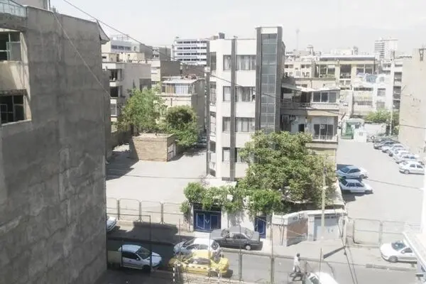 طلسم 26 ساله‌ی محلۀ انقلاب