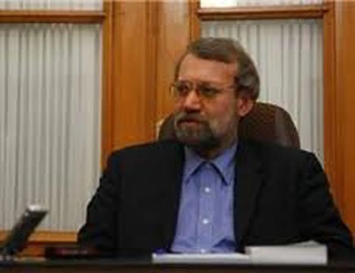 لاریجانی از ضریح امامین عسکرین (ع) بازدید کرد