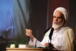 امام جمعه موقت شیراز: دولتمردان مطالبات رهبر معظم انقلاب را مورد توجه قرار دهند