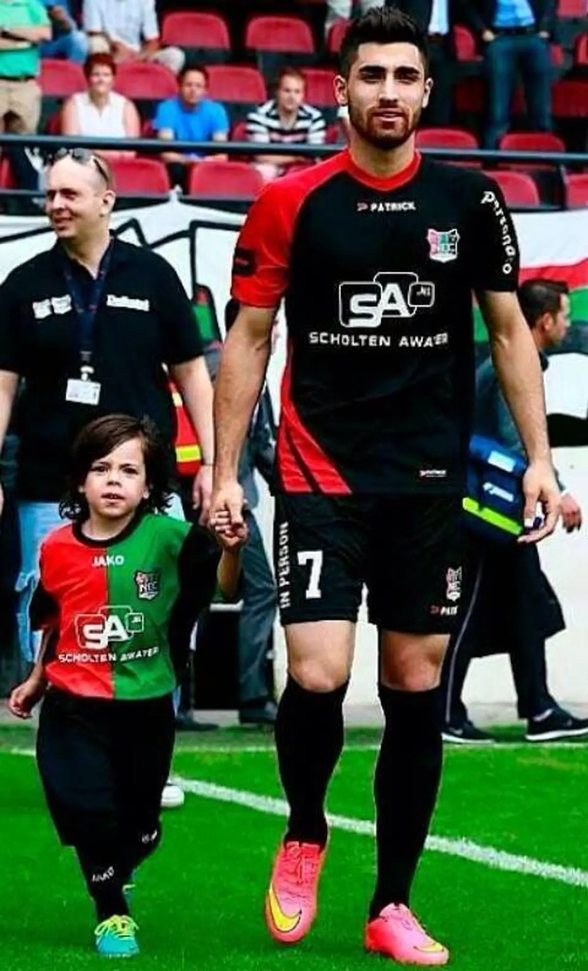 omroepgelderland: نایمخن در هفته سوم با رهبری جهانبخش به پیروزی رسید