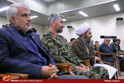 عکس خبری:: دیدار اعضای ستاد کنگره ملی ده هزار شهید اصناف و بازار کشور با رهبر معظم انقلاب