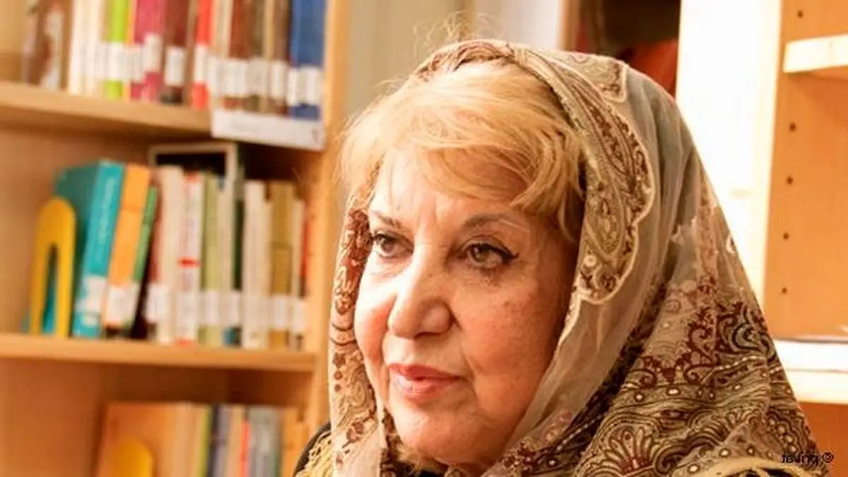 سیمین بهبهانی درگذشت