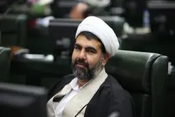 غضنفرآبادی: آقای فرجی دانا به جای اینکه مدیریت کنند، مدیریت شدند