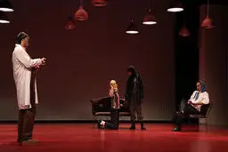 فیلم:: فضای بی‌اخلاقی در تئاتر