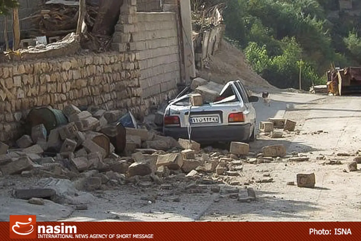 ‌وزیر راه و شهرسازی: بازسازی اماکن زلزله‌زده ایلام به سرعت آغاز می‌شود