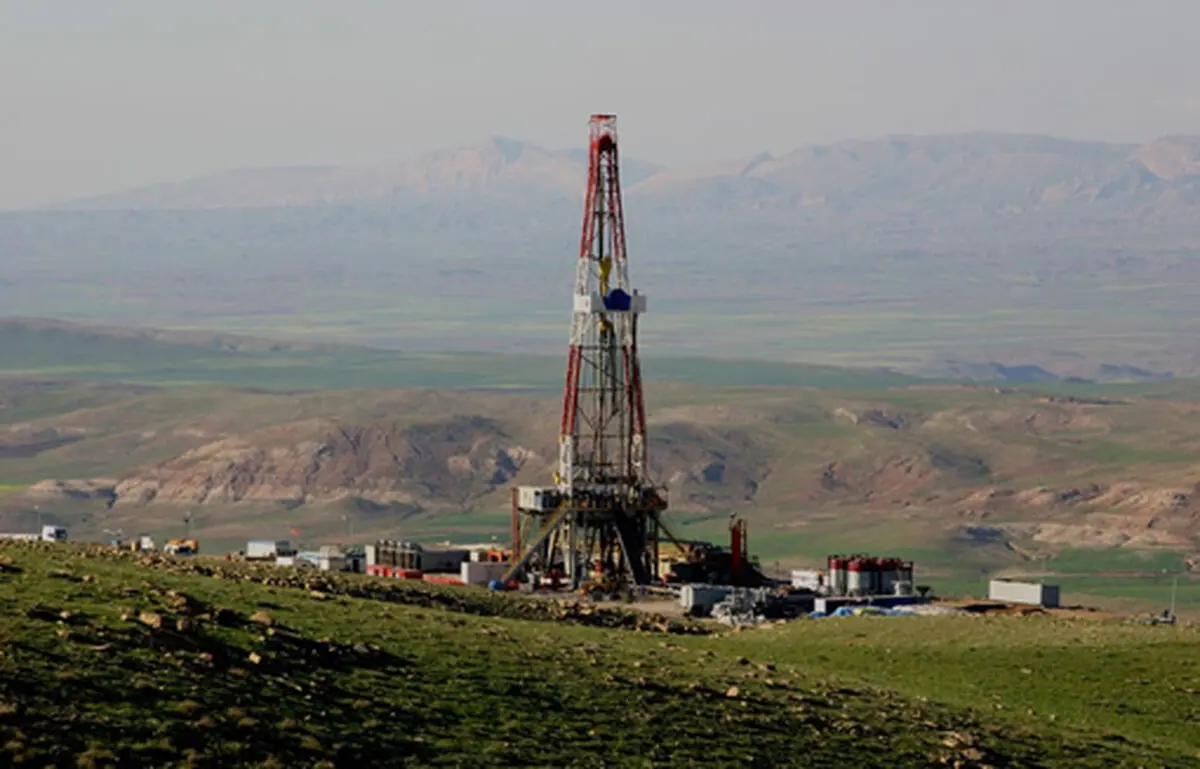 زمان برگزاری کنفرانس نفت لندن به تعویق افتاد