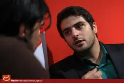 علی ضیاء 