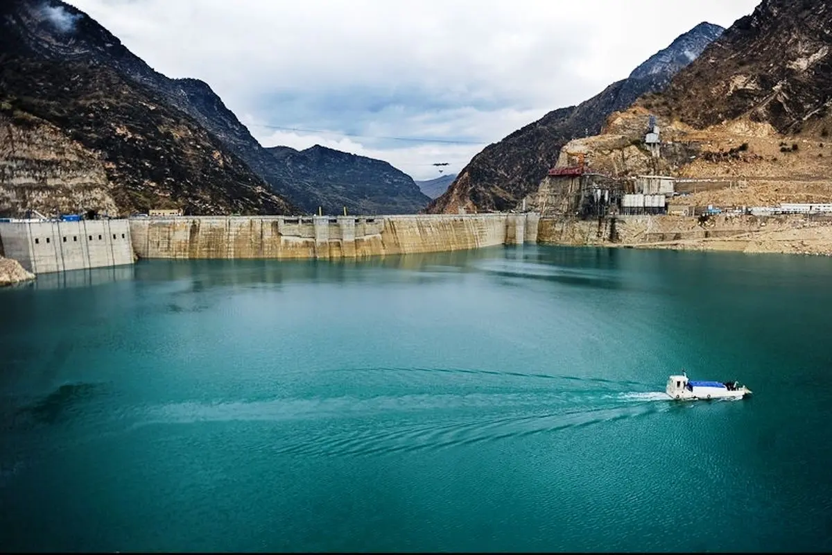 وزیر نیرو: بخش خصوصی ۲۱۰۰ میلیارد تومان در طرح‌های فاضلاب سرمایه‌گذاری می‌کند