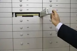 معاون مبارزه با سرقت پلیس آگاهی: تعداد صندوق امانات بانک‌ها پاسخگو نیست