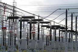 نخستین نیروگاه برق CHP کشور و ۱۷ پروژه مخابراتی در قم افتتاح شد