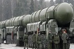 روسیه به ناتو درباره تقویت حضور نظامی خود در شرق اروپا هشدار داد