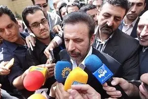 واعظی: زیا‌ن‌های تلفن ثابت باید از محل درآمد قابل توجه تلفن همراه جبران شود
