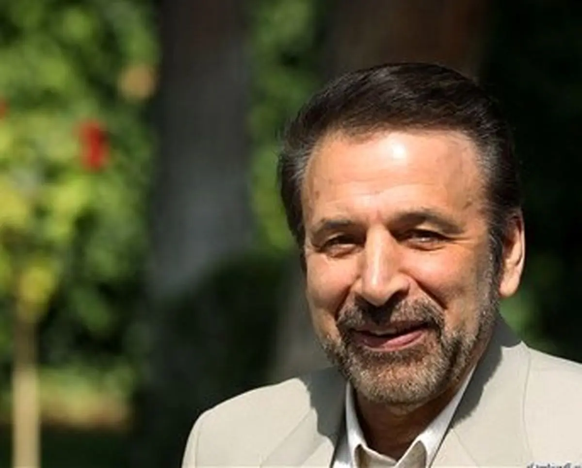 واعظی: صیانت از دستاوردهای اخلاقی، دینی و فرهنگی را در فضای مجازی به کار می‌گیریم