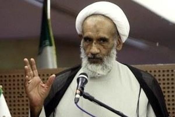 آیت‌الله بهشتی: رئیس‌جمهور اجازه ندهد برخی وزرا از مسیر اعتدال خارج شوند