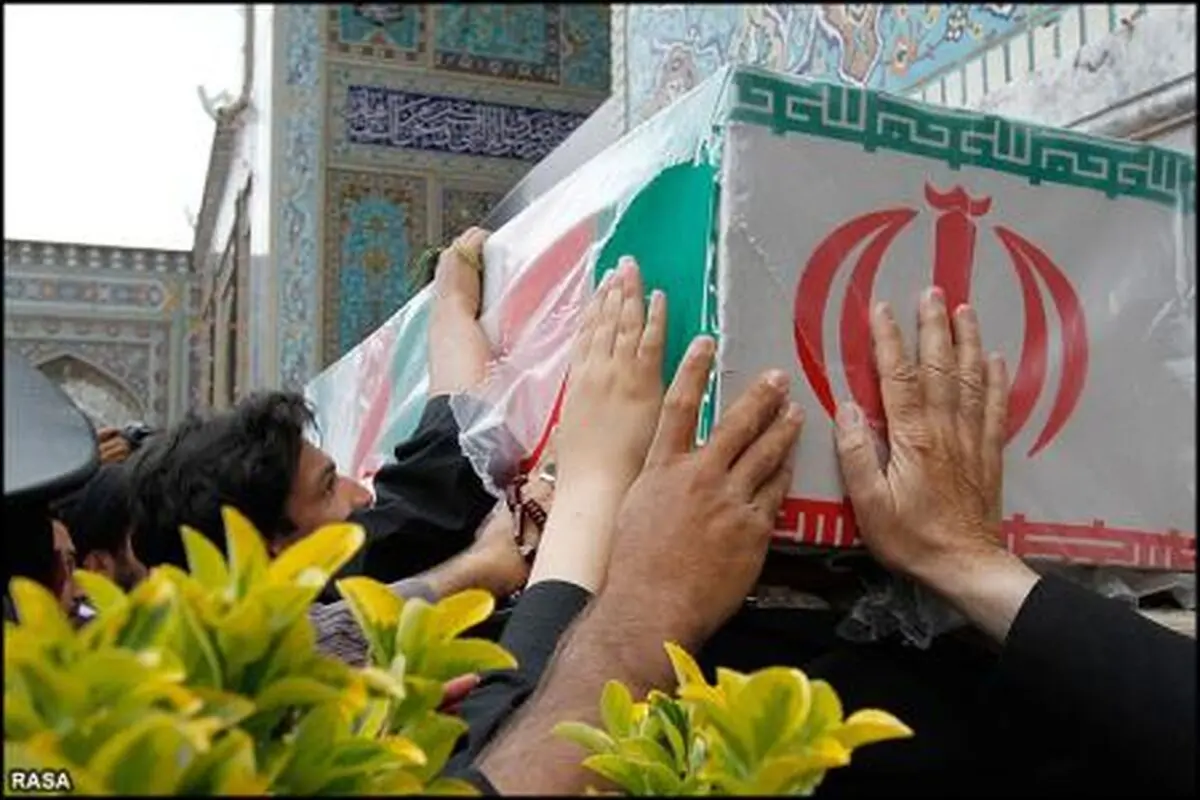 پیکر "محسن باقری"، شهید حادثه گروگانگیری  در زاهدان تشییع شد