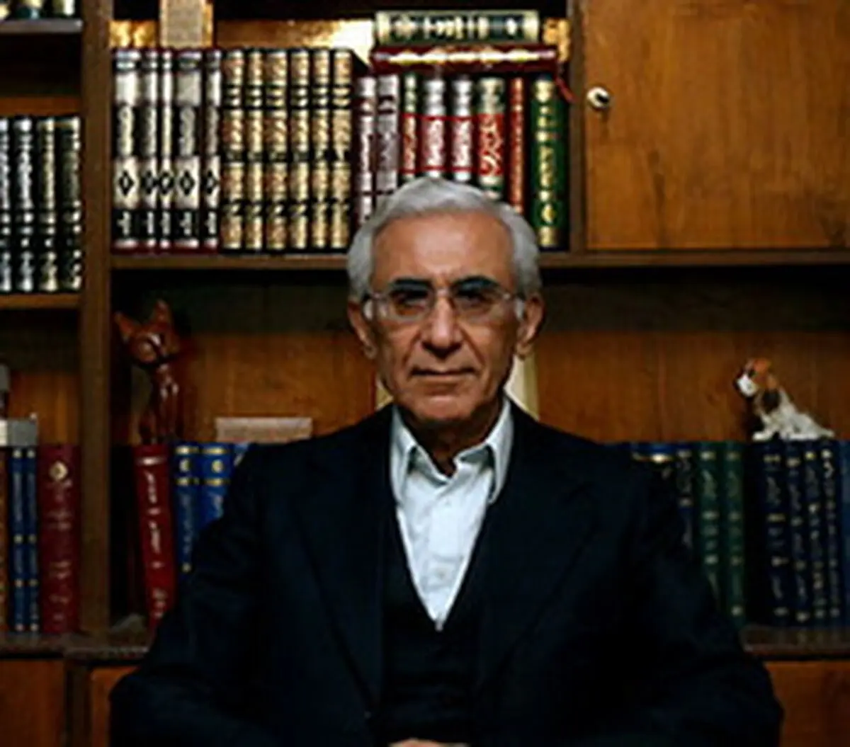 مراسم تشییع پیکر ناصر کاتوزیان در دانشگاه تهران برگزار شد