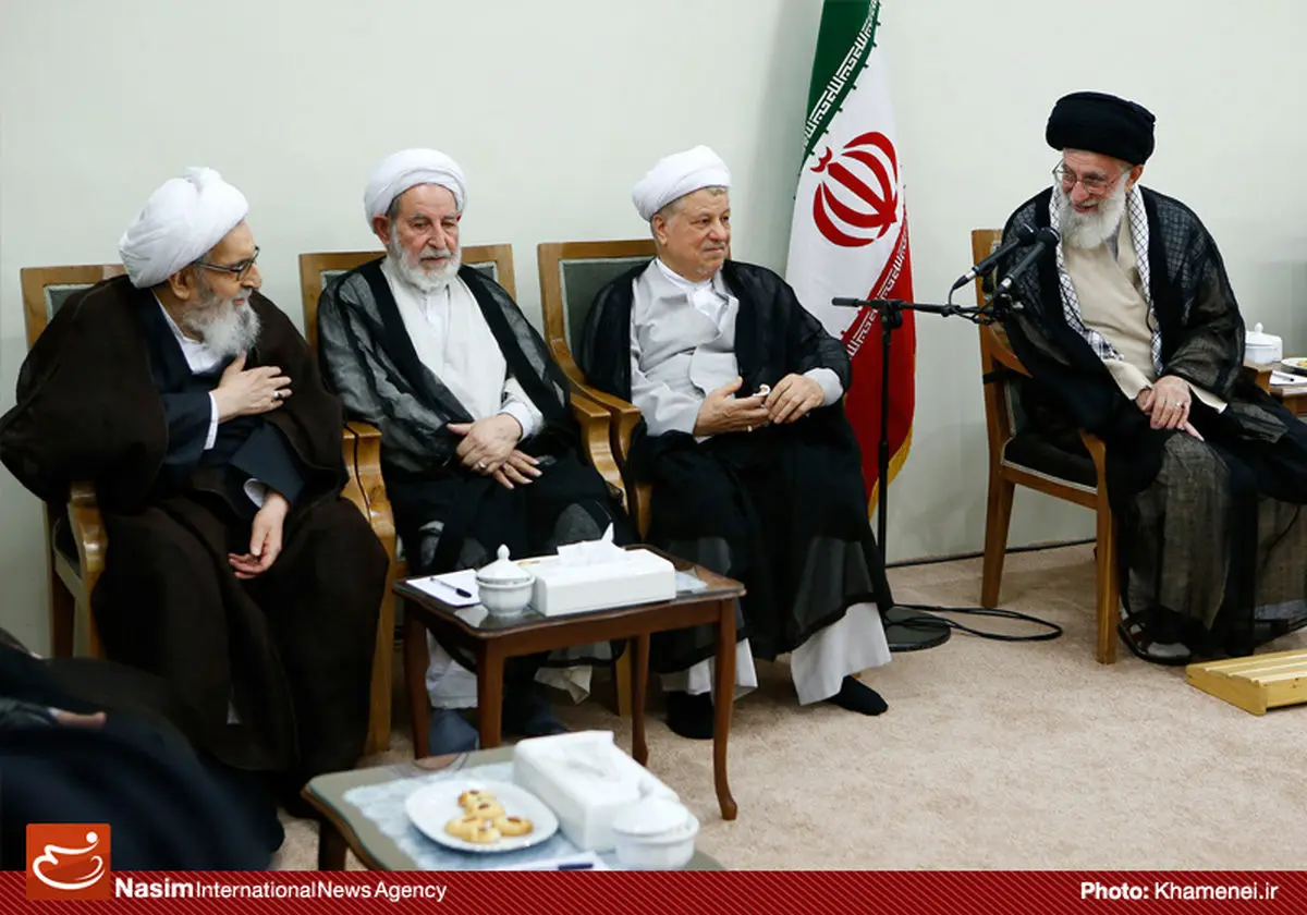 گزارش تصویری:: دیدار اعضای مجلس خبرگان رهبری با رهبر معظم انقلاب