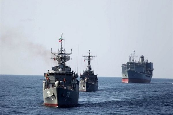 نیروی دریایی ارتش حملات پیاپی دزدان دریایی به نفتکش ایرانی را دفع کرد