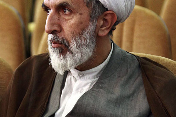 حجت‌الاسلام طائب: دشمن نمی‌تواند هویت انقلابی را از ملت ایران بگیرد