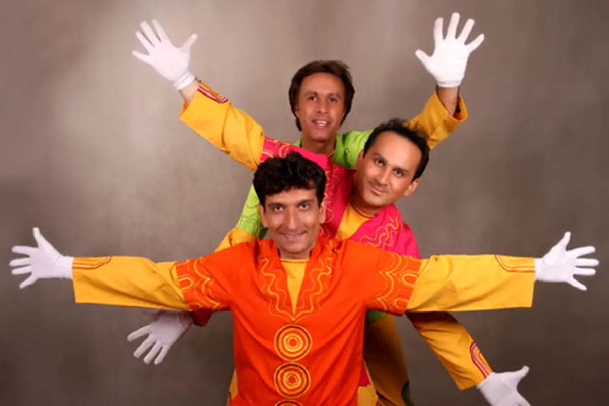 عمو فیتیله‌ای‌ها برای امام رضا(ع) می‌خوانند