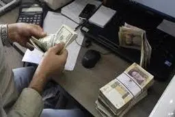 مسئولان بانک مرکزی از باجه‌های ارزی در فرودگاه امام(ره) بازدید کردند