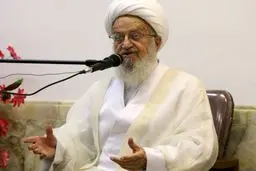 آیت‌الله مکارم: نباید در اجرای نسل سوم اینترنت شتاب و عجله داشت